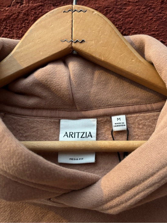 Aritzia Jackets & Blazers - Aritzia Cozy Sweatfleece Mega Raglan™ Hoodie Chocolate Mousse